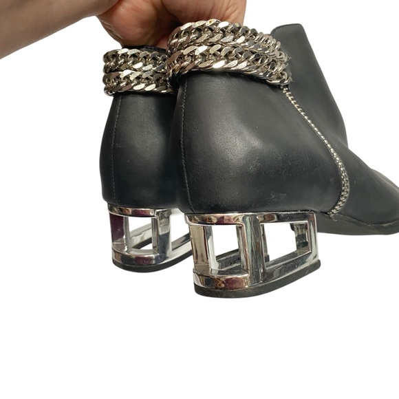 Jeffrey Campbell Sergio Boots Black Leather Chain Zipper Metal Heel booty sz 11 - Picture 5 of 16